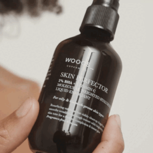 woods_ copenhagen Skin Perfector 2% BHA 拋光毛孔管理精華 - woods_ copenhagen 2% BHA 拋光毛孔管理精華，結合水楊酸與乳酸雙重酸類，深層淨化毛孔、溶解油脂並預防粉刺